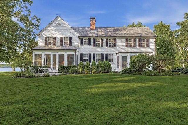 W3150 S Lakeshore DRIVE, Lake Geneva, WI 53147