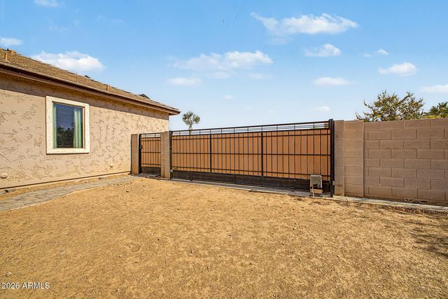 14284 W BECKER Lane, Surprise, AZ 85379