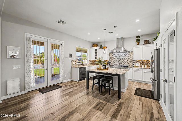 14284 W BECKER Lane, Surprise, AZ 85379