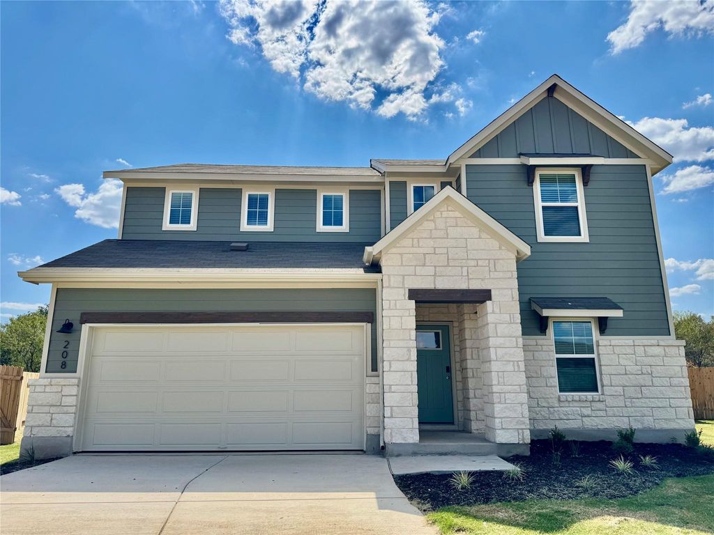 208 Coopers Hawk Crest, Cedar Creek, TX 78612