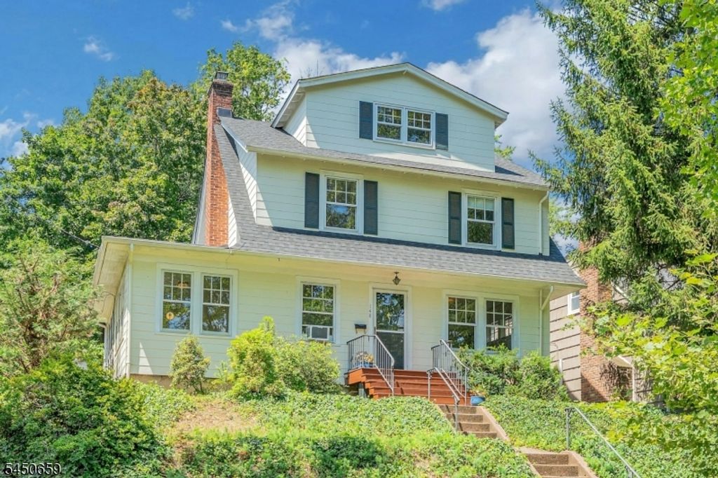 148 Essex Ave, Glen Ridge Boro Twp., NJ 07028