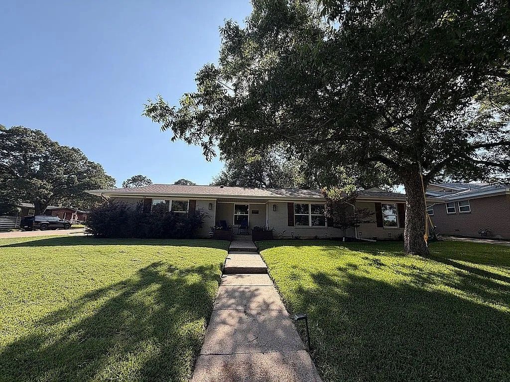 721 Hurstview Drive, Hurst, TX 76053 — photo 3
