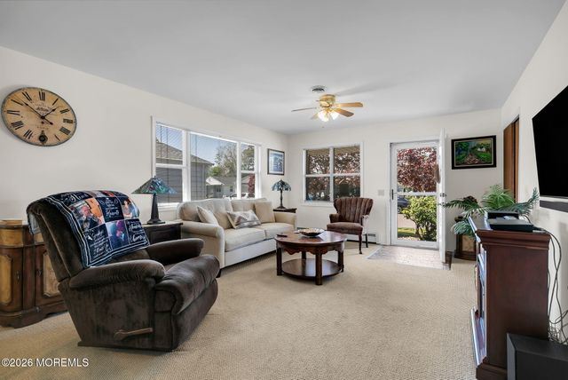 109 Freeport Boulevard, Toms River, NJ 08757