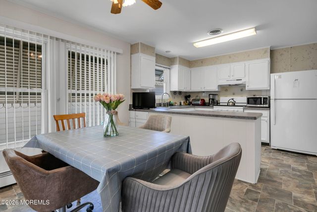 109 Freeport Boulevard, Toms River, NJ 08757