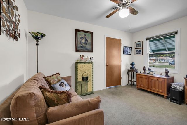 109 Freeport Boulevard, Toms River, NJ 08757