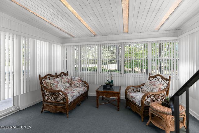 109 Freeport Boulevard, Toms River, NJ 08757