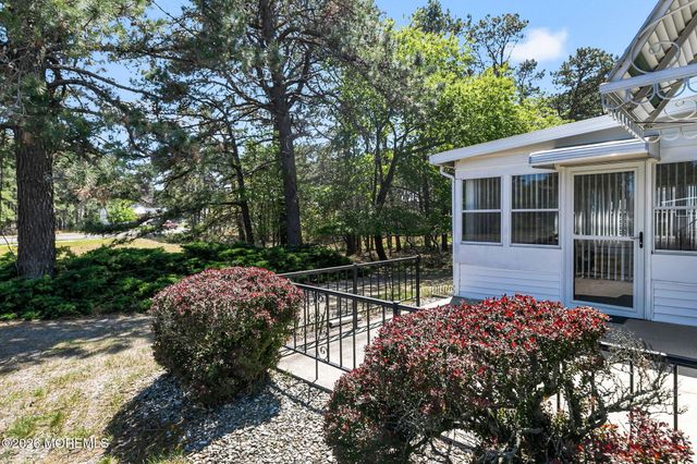 109 Freeport Boulevard, Toms River, NJ 08757