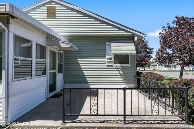 109 Freeport Boulevard, Toms River, NJ 08757