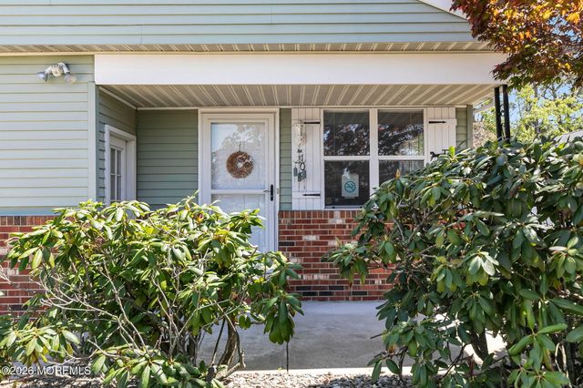 109 Freeport Boulevard, Toms River, NJ 08757