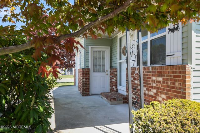 109 Freeport Boulevard, Toms River, NJ 08757