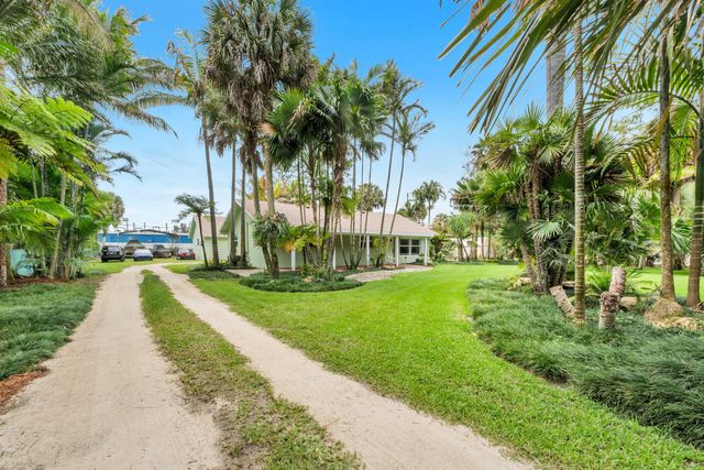 6863 Imperial Drive, West Palm Beach, FL 33411