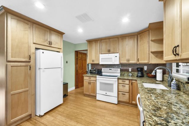 6863 Imperial Drive, West Palm Beach, FL 33411