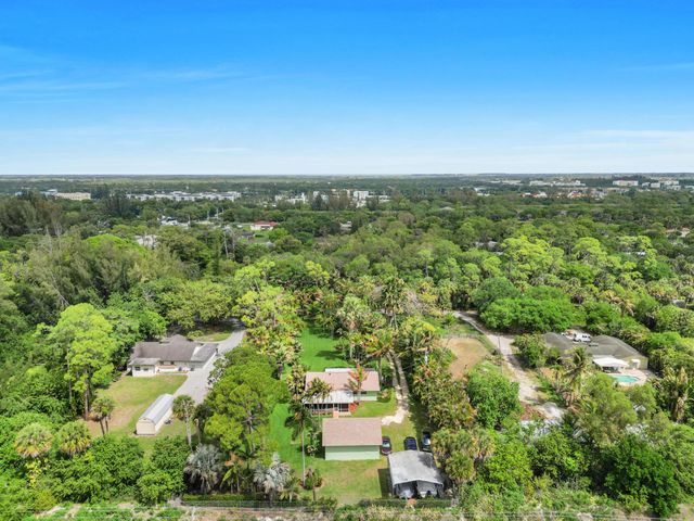 6863 Imperial Drive, West Palm Beach, FL 33411