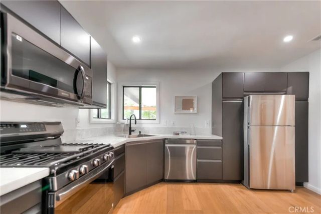 1506 N Niagara, Burbank, CA 91505