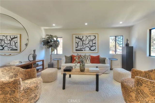 1506 N Niagara, Burbank, CA 91505