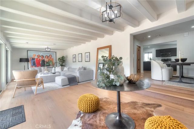 1506 N Niagara, Burbank, CA 91505
