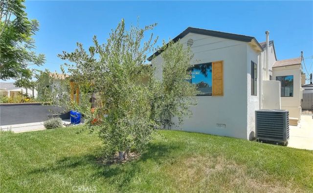 1506 N Niagara, Burbank, CA 91505