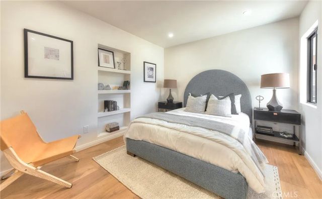 1506 N Niagara, Burbank, CA 91505