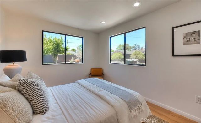 1506 N Niagara, Burbank, CA 91505