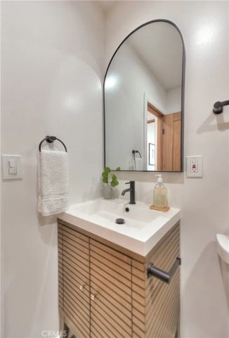 1506 N Niagara, Burbank, CA 91505
