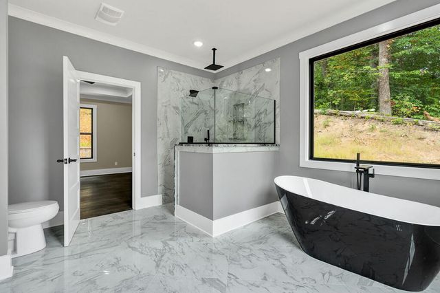 1685 Ridge View Dr, Dalton, GA 30720