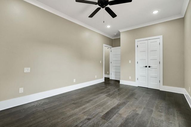 1685 Ridge View Dr, Dalton, GA 30720