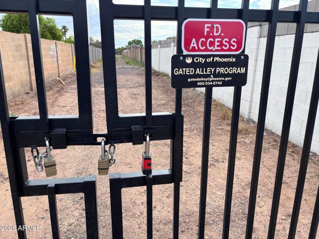 4720 N 49TH Drive, Phoenix, AZ 85031