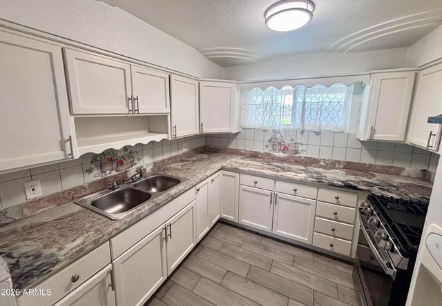 4720 N 49TH Drive, Phoenix, AZ 85031