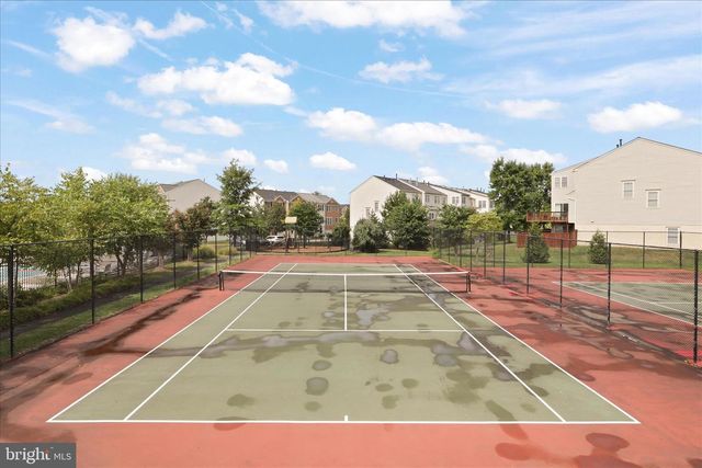 5307 GRANITE STEP TRL, Centreville, VA 20120