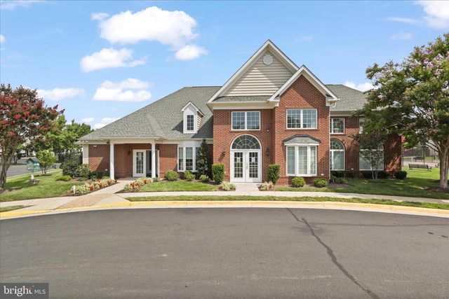 5307 GRANITE STEP TRL, Centreville, VA 20120