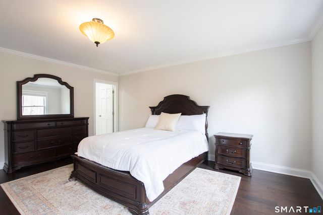 3 Crescent Lane, Trumbull, CT 06611