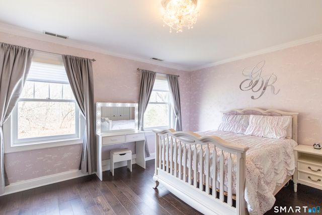 3 Crescent Lane, Trumbull, CT 06611