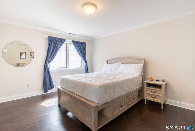 3 Crescent Lane, Trumbull, CT 06611