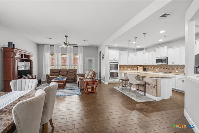 823 Olive Lane, Harker Heights, TX 76548