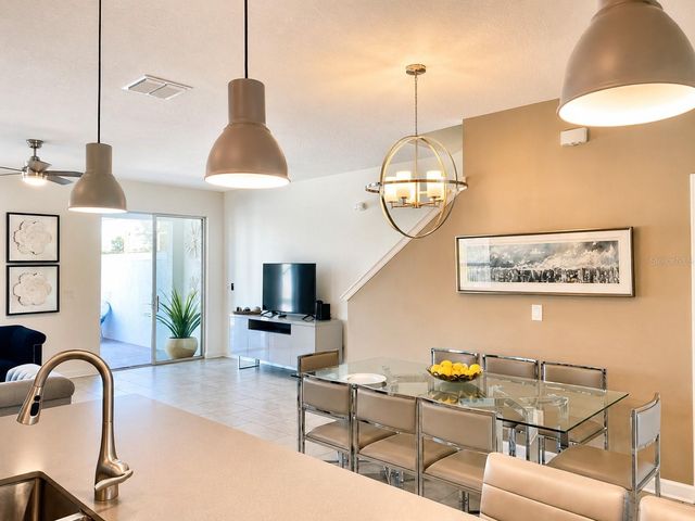 8955 CABOT CLIFFS DRIVE, Davenport, FL 33896