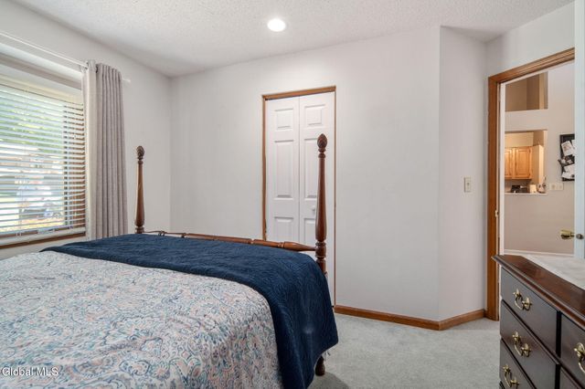 4034 Georgetown Square, Guilderland, NY 12303