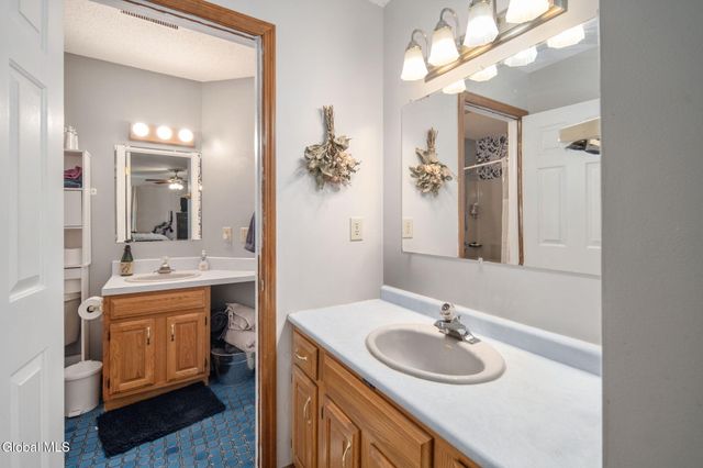 4034 Georgetown Square, Guilderland, NY 12303