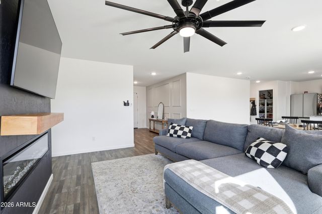 1461 E TUSCANY Street, Casa Grande, AZ 85122