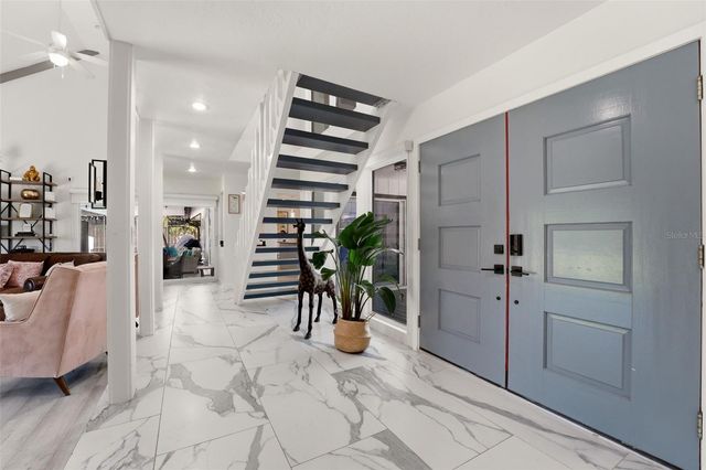 765 SIESTA KEY CIRCLE, Sarasota, FL 34242