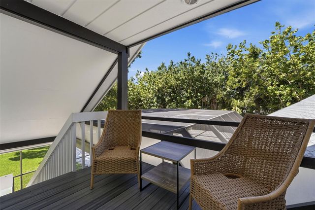 765 SIESTA KEY CIRCLE, Sarasota, FL 34242