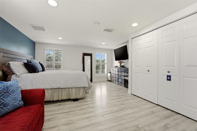 765 SIESTA KEY CIRCLE, Sarasota, FL 34242