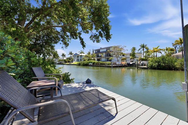 765 SIESTA KEY CIRCLE, Sarasota, FL 34242