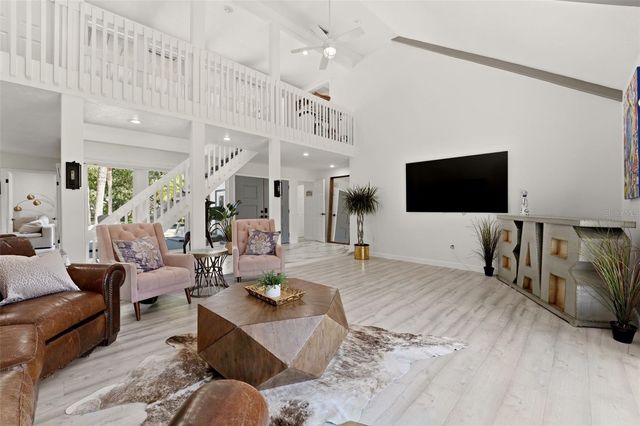 765 SIESTA KEY CIRCLE, Sarasota, FL 34242