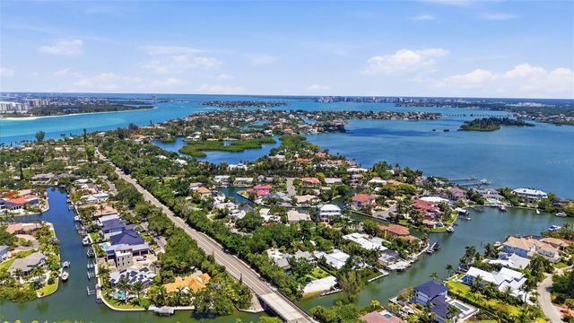 765 SIESTA KEY CIRCLE, Sarasota, FL 34242