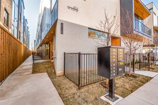426 W 9th Street 104, Dallas, TX 75208