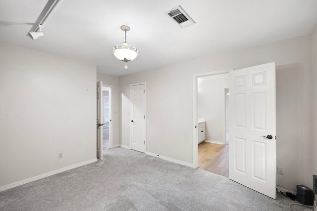 2916 Highland Dr, Russellville, AR 72802