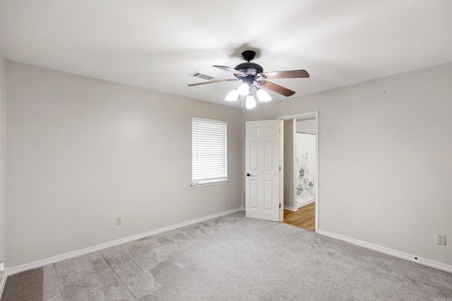 2916 Highland Dr, Russellville, AR 72802