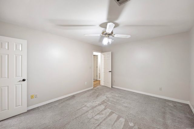 2916 Highland Dr, Russellville, AR 72802