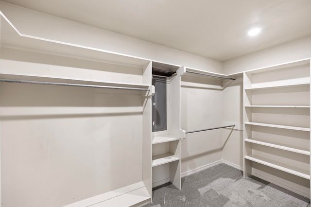 2916 Highland Dr, Russellville, AR 72802