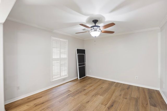 2916 Highland Dr, Russellville, AR 72802